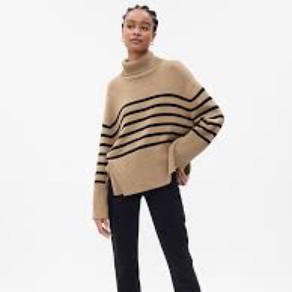 NWT GAP Split-Hem Striped Turtleneck Sweater - Picture 5 of 5